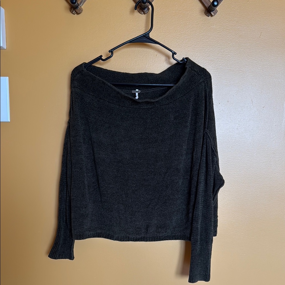 Free People Oversized Scoop Neck, size Small